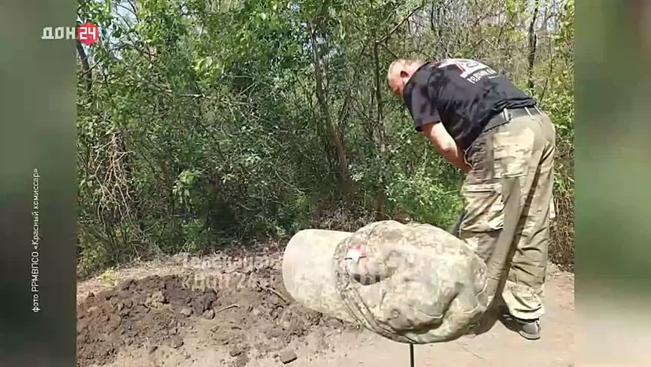 Потерянную медаль «За боевые заслуги» вернули в семью красноармейца донские поисковики