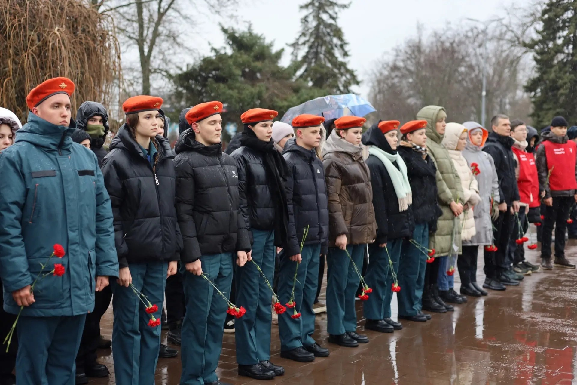 «День Героев Отечества: дань уважения подвигам прошлого и настоящего» «День Героев Отечества: дань уважения подвигам прошлого и настоящего»