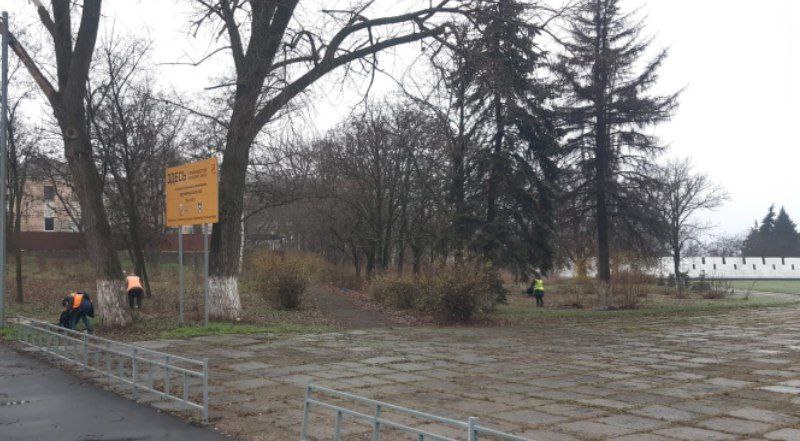 Порядок на мемориалах: заботимся о памяти героев Порядок на мемориалах: заботимся о памяти героев