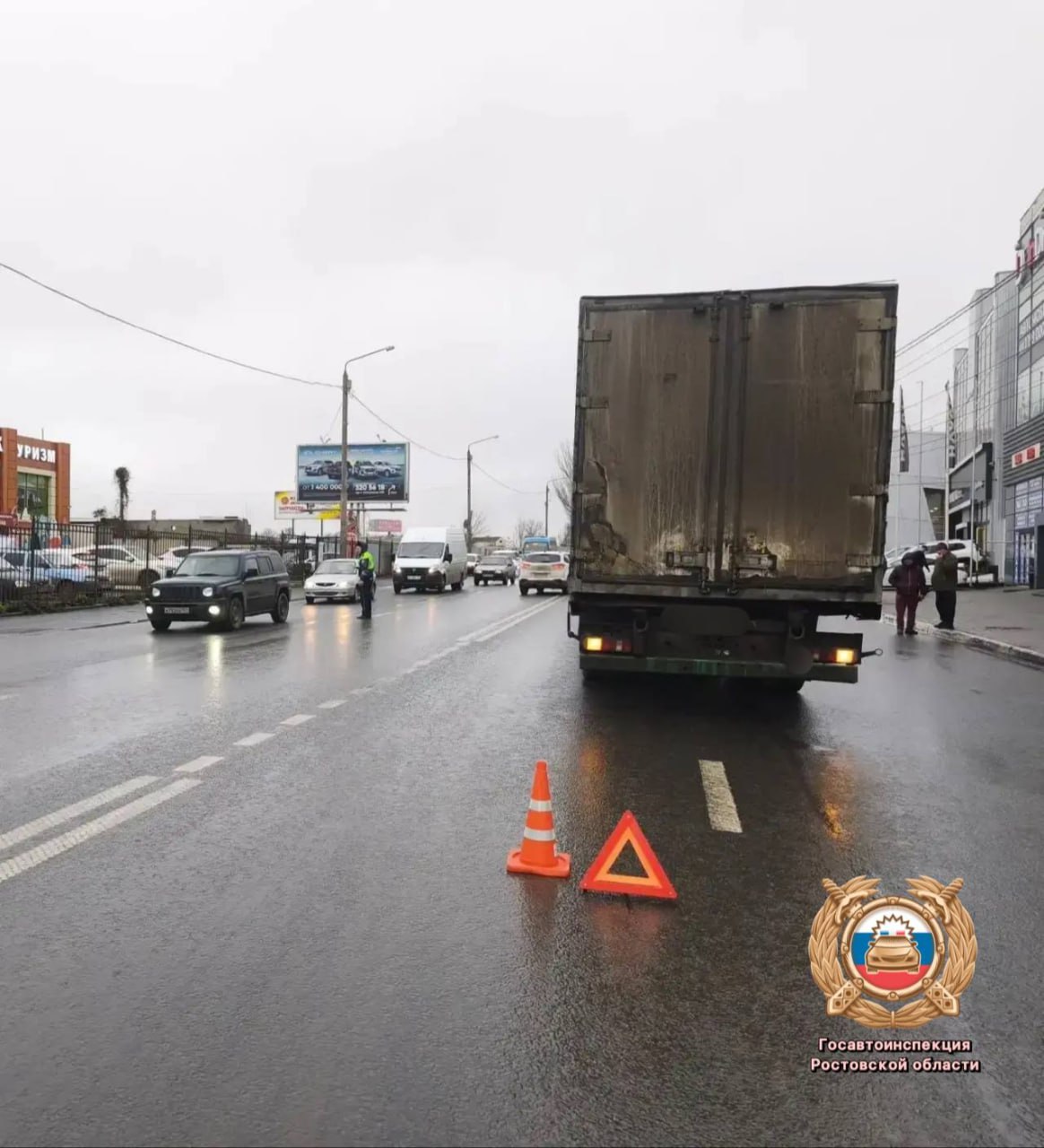 Фура насмерть сбила дедушку на Шолохова Фура насмерть сбила дедушку на Шолохова