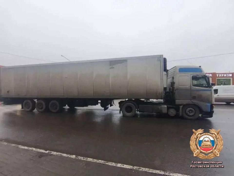 75-летний пешеход погиб в результате аварии с грузовиком на ростовской улице Шолохова, сообщили в Госавтоинспекции по региону