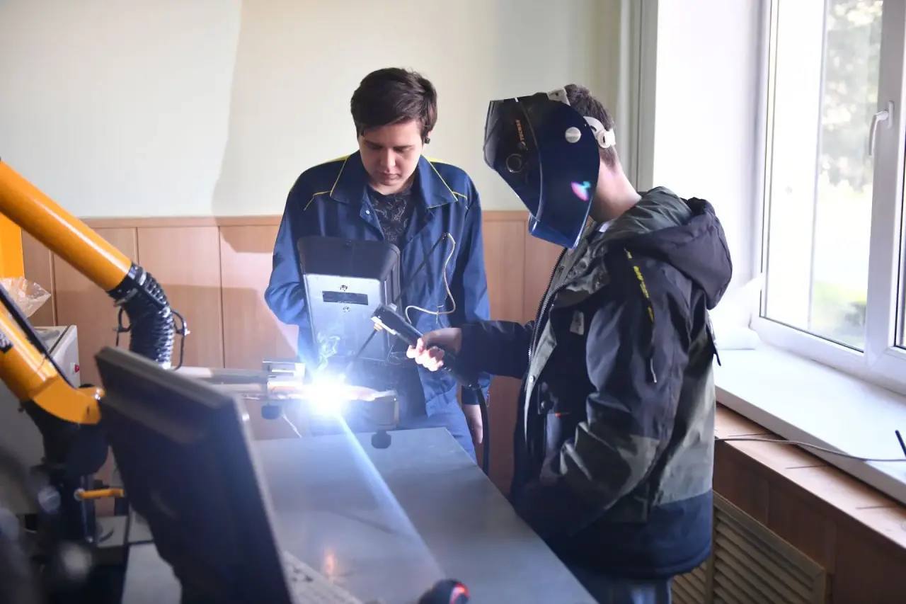 Юрий Слюсарь: Основа промышленного суверенитета — люди Юрий Слюсарь: Основа промышленного суверенитета — люди