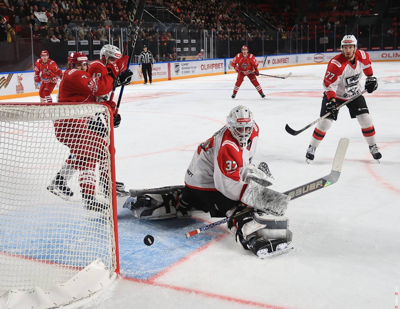 «Ростов» уступил «Нефтянику» в первом матче домашней серии «Ростов» уступил «Нефтянику» в первом матче домашней серии