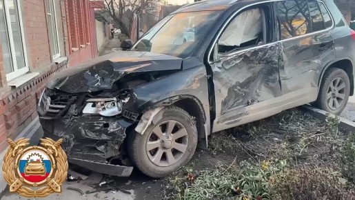 1 человек погиб и 3 пострадали в страшной аварии в Таганроге