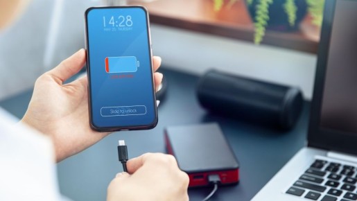 Смартфон зарядится в разы быстрее: запомните 2 простых трюка