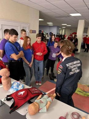 Добровольцы студотряда ДГТУ провели мастер-класс для участников региональной отчетной конференции Движения Первых