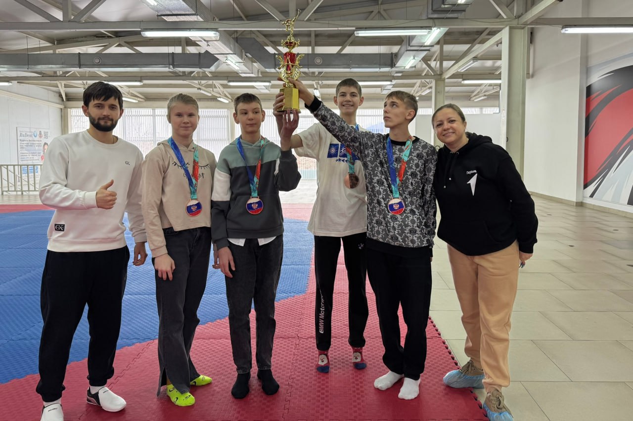 В Шахтах прошел Зимний чемпионат 2025 года по дворовым играм и адаптивному тхэквондо В Шахтах прошел Зимний чемпионат 2025 года по дворовым играм и адаптивному тхэквондо