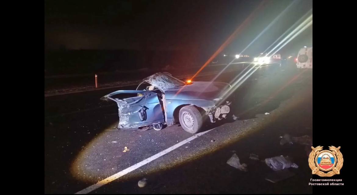 Двое молодых людей погибли в лобовом столкновении на трассе под Ростовом Двое молодых людей погибли в лобовом столкновении на трассе под Ростовом