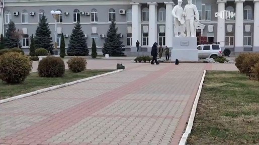 16-летняя студентка планировала передать рюкзак с самодельным взрывным устройством чиновнику в здании городской администрации Волгодонска