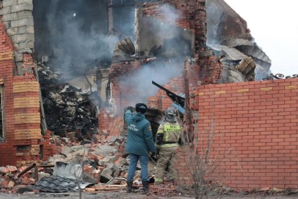 Появились кадры последствий беспилотной атаки, которая минувшей ночью унесла жизни трех жителей Ростова-на-Дону и Батайска