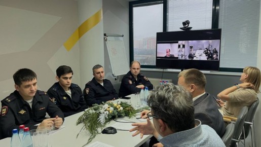 � ���������� ��������� ����� ���������� �������-��������� � ��������������� ������� ���������� ���