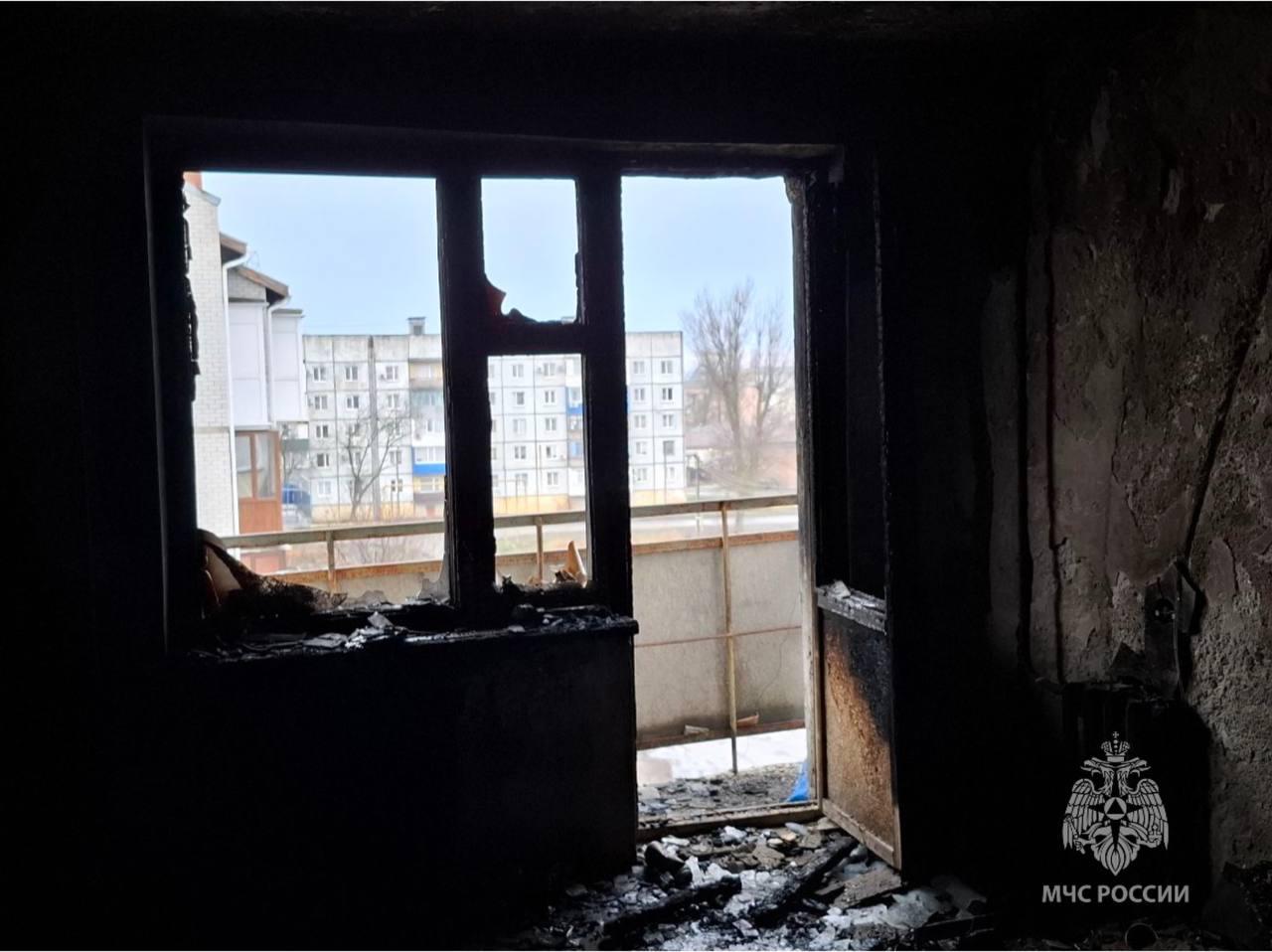 В Гуково из-за курения 39-летний мужчина погиб при пожаре