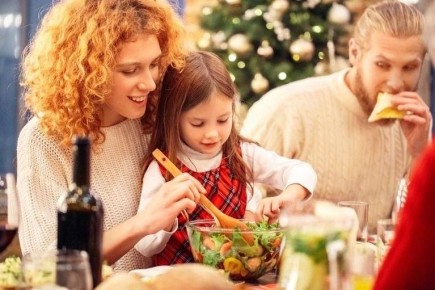 Отпраздновать и не разориться: топ-8 советов, как сэкономить на подготовке к Новому году