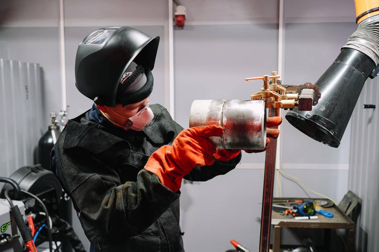 Юрий Слюсарь: В нашей области скоро пройдёт важное и очень нужное событие: региональный этап всероссийского конкурса «Лучший по профессии» Юрий Слюсарь: В нашей области скоро пройдёт важное и очень нужное событие: региональный этап всероссийского конкурса «Лучший по профессии»