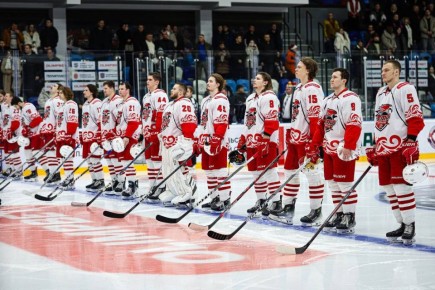 Друзья, разыгрываем билеты на хоккейный матч «Ростов» — «Молот»(Пермь), который состоится сегодня 12 января в 19:00