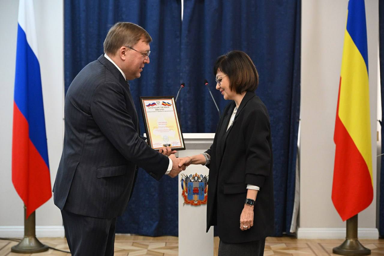 Стремление быть в курсе, узнавать, что происходит и почему происходит - это базовая потребность каждого активного и деятельного человека Стремление быть в курсе, узнавать, что происходит и почему происходит - это базовая потребность каждого активного и деятельного человека