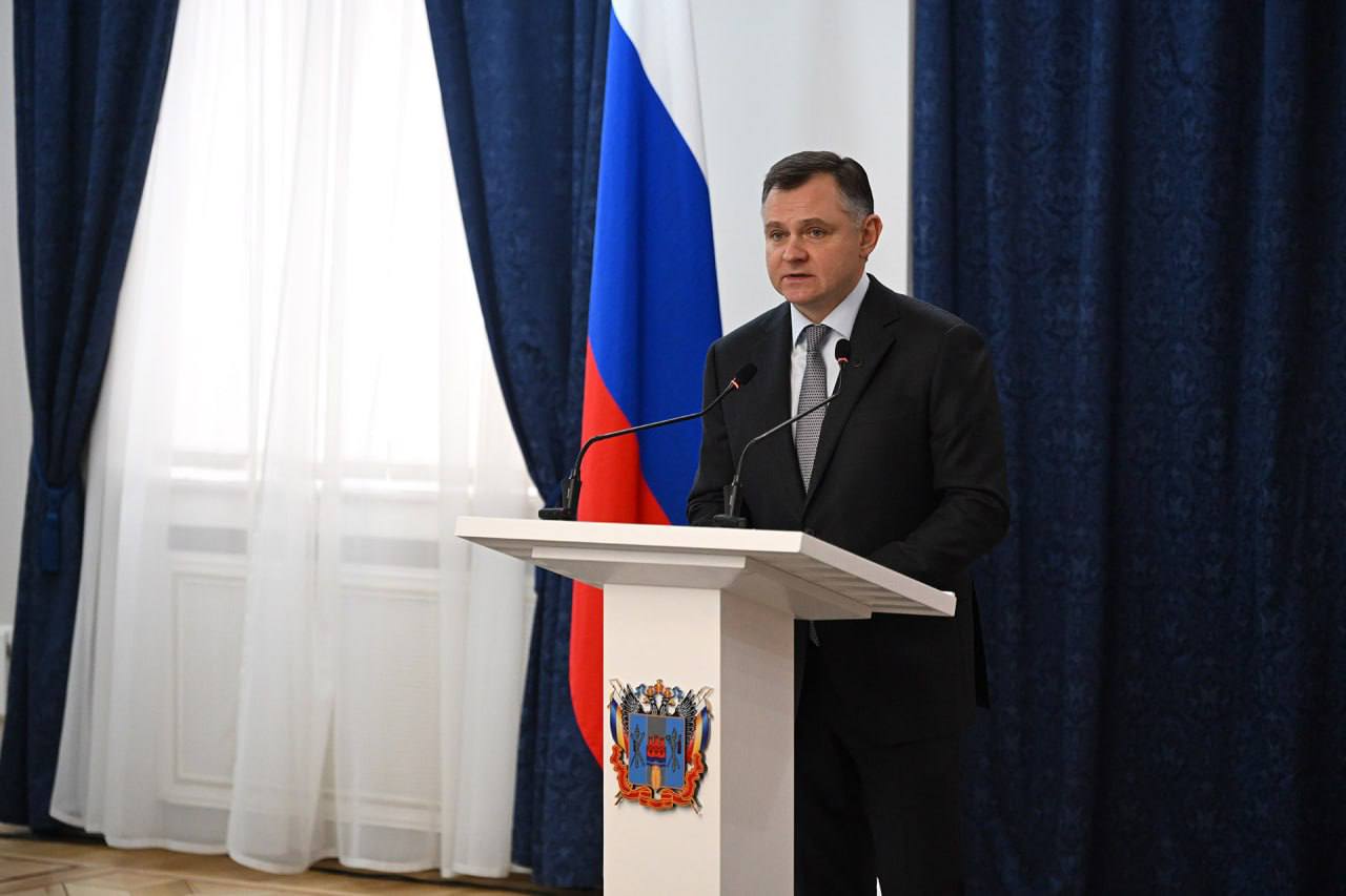 Стремление быть в курсе, узнавать, что происходит и почему происходит - это базовая потребность каждого активного и деятельного человека Стремление быть в курсе, узнавать, что происходит и почему происходит - это базовая потребность каждого активного и деятельного человека