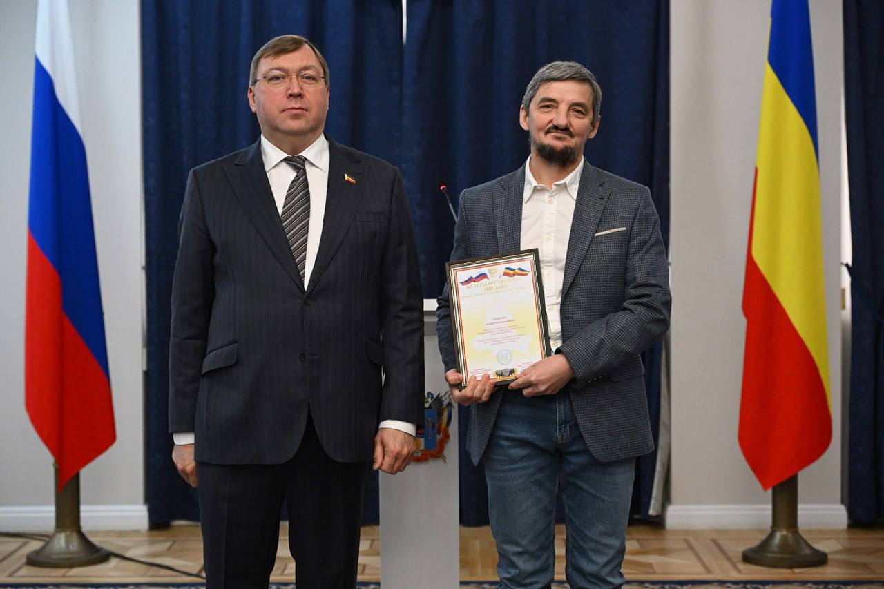 Стремление быть в курсе, узнавать, что происходит и почему происходит - это базовая потребность каждого активного и деятельного человека Стремление быть в курсе, узнавать, что происходит и почему происходит - это базовая потребность каждого активного и деятельного человека