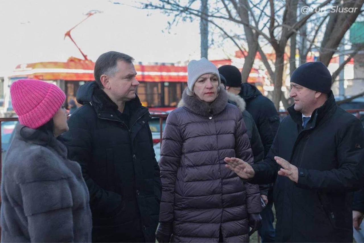 Губернатор срочно отправился в Таганрог для оперативного контроля восстановления после ЧП Губернатор срочно отправился в Таганрог для оперативного контроля восстановления после ЧП