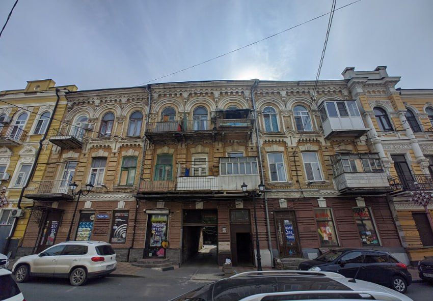 В Ростове изымут три аварийных дома, два из них – объекты культурного наследия