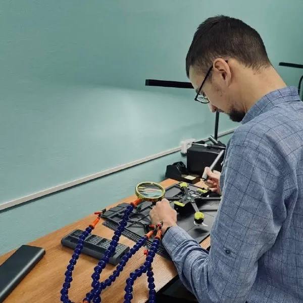 В Новочеркасском инженерно-мелиоративном институте ДонГАУ состоялась показательная выставка беспилотных летательных аппаратов В Новочеркасском инженерно-мелиоративном институте ДонГАУ состоялась показательная выставка беспилотных летательных аппаратов