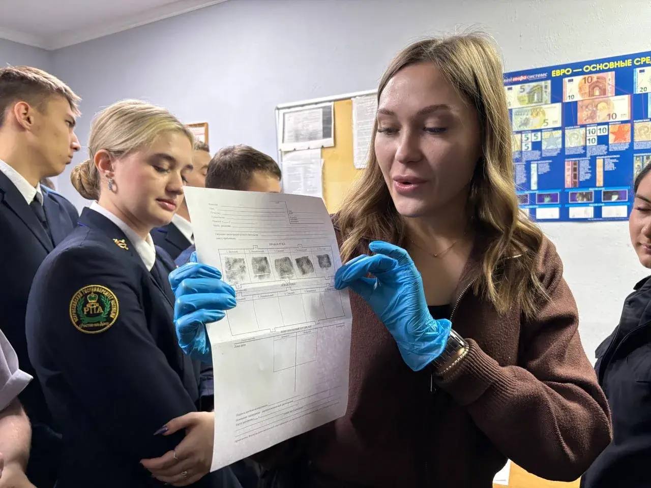 Студенческий десант ВГУЮ в Ростовскую полицию Студенческий десант ВГУЮ в Ростовскую полицию