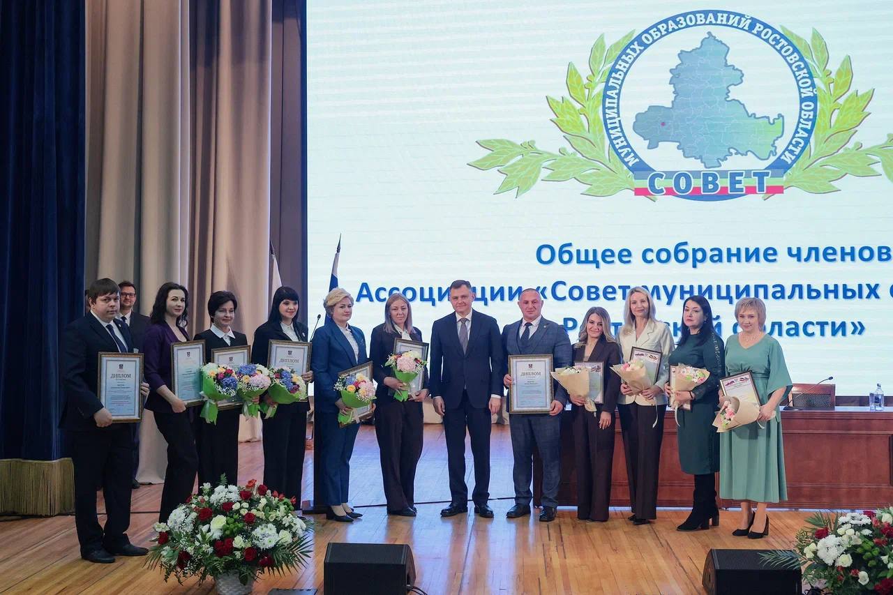 Юрий Слюсарь: Меняем подход к работе с муниципалитетами Юрий Слюсарь: Меняем подход к работе с муниципалитетами