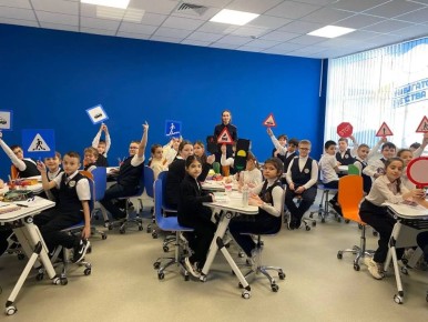 Юные ростовчане учились безопасности через творчество!