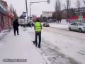 Уважаемые шахтинцы! Продолжаем очищать город после снегопада