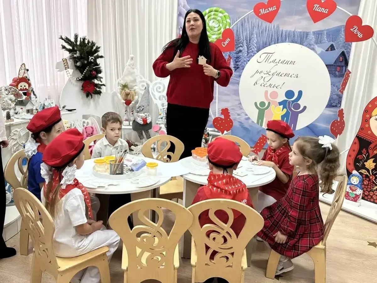 Талант рождается в семье: семейный фестиваль в детском саду № 22 Талант рождается в семье: семейный фестиваль в детском саду № 22