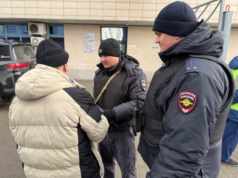 Транспортная полиция Ростова-на-Дону обеспечила безопасность отправления фирменного поезда «Тихий Дон» Транспортная полиция Ростова-на-Дону обеспечила безопасность отправления фирменного поезда «Тихий Дон»