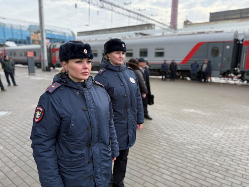 Транспортная полиция Ростова-на-Дону обеспечила безопасность отправления фирменного поезда «Тихий Дон»