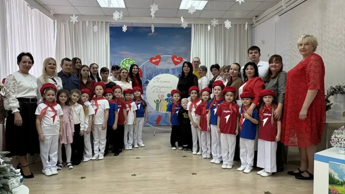 Талант рождается в семье: семейный фестиваль в детском саду № 22 Талант рождается в семье: семейный фестиваль в детском саду № 22