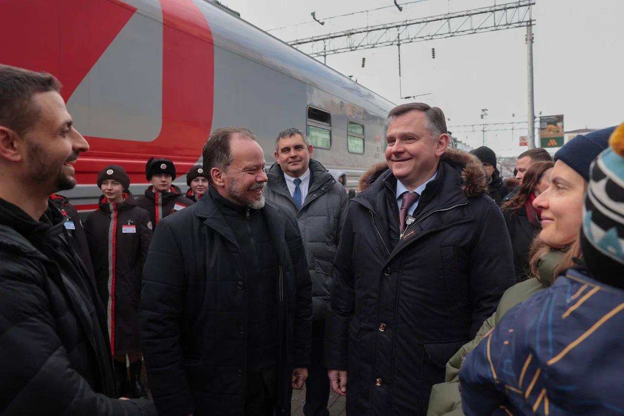 Юрий Слюсарь: В день 60-летия первого рейса нашего легендарного фирменного поезда «Тихий Дон» мы подписали важное соглашение Юрий Слюсарь: В день 60-летия первого рейса нашего легендарного фирменного поезда «Тихий Дон» мы подписали важное соглашение