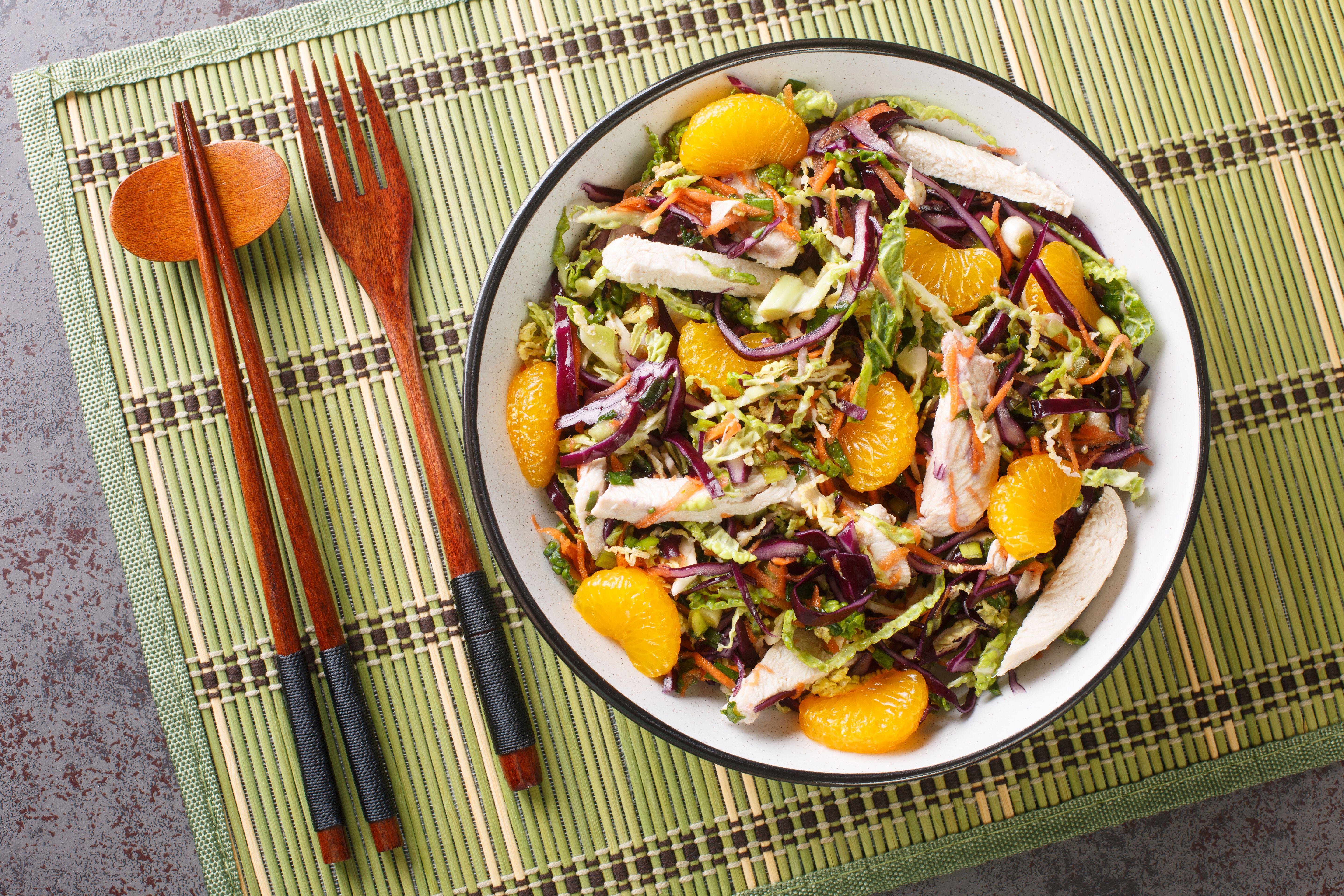 Любовь с первой ложки: попробуйте мясной салат «Африка» с бананом