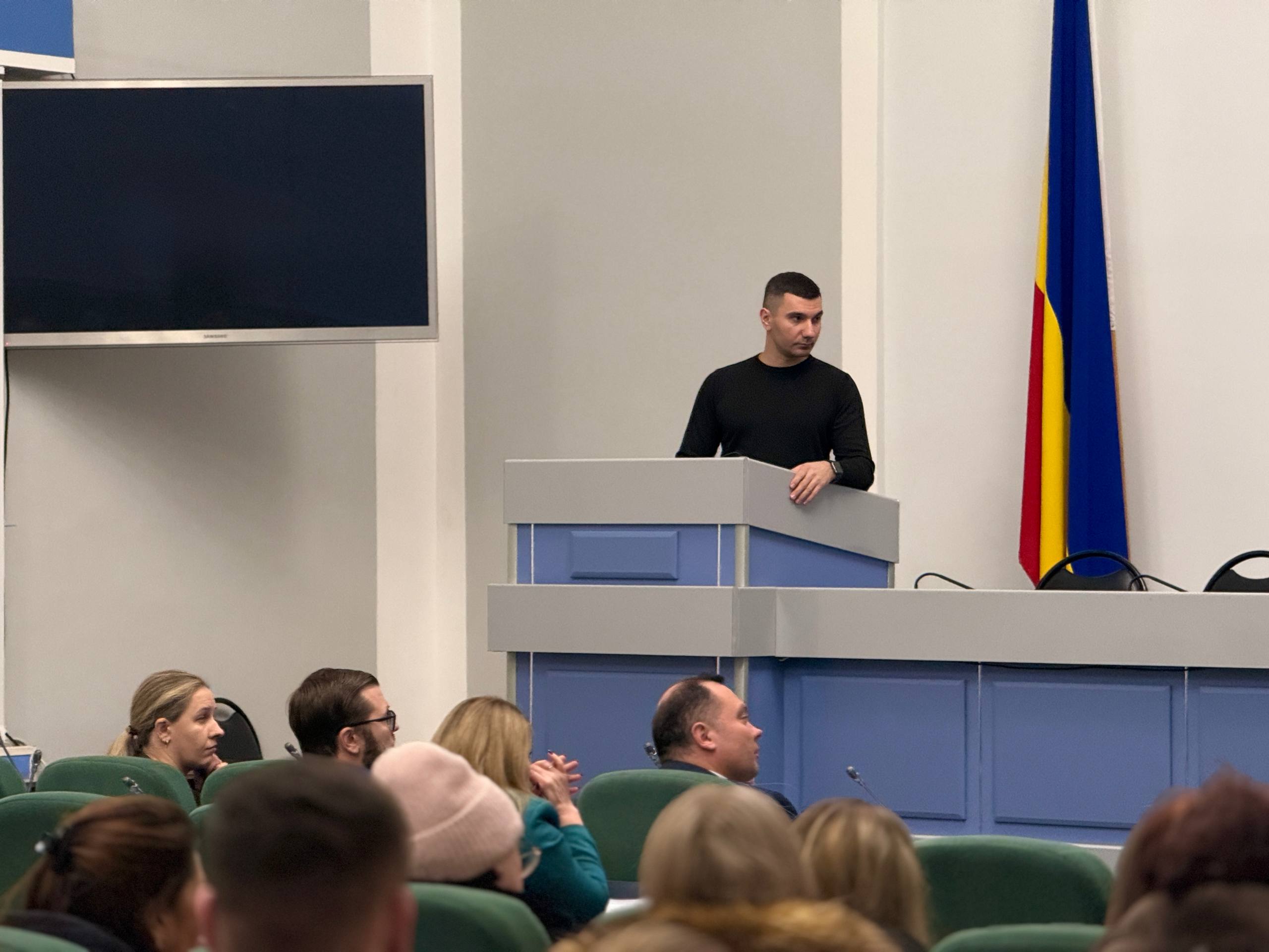 Сегодня в администрации Батайска провели встречу с жителями, чьи автомобили были утрачены или повреждены в результате террористических атак с применением ракет и беспилотных воздушных судов Сегодня в администрации Батайска провели встречу с жителями, чьи автомобили были утрачены или повреждены в результате террористических атак с применением ракет и беспилотных воздушных судов