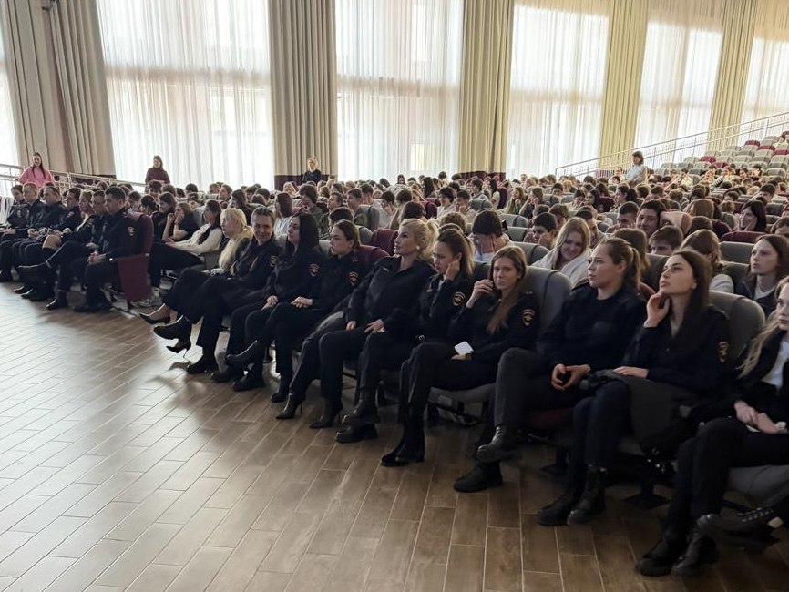 В Ростове-на-Дону прошел день правового информирования под руководством начальника территориального Отдела полиции В Ростове-на-Дону прошел день правового информирования под руководством начальника территориального Отдела полиции