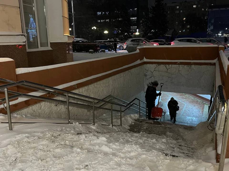 В Ростове-на-Дону за сутки выпало более 40% месячной нормы осадков, что привело к образованию заторов на некоторых ключевых направлениях