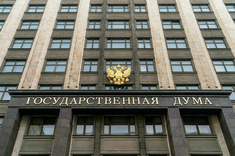 Госдума обсудит проект о защите прав молодых мам на рынке труда