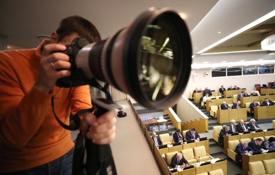 В Госдуме рассказали о причинах ограничений на съемку в зале заседаний