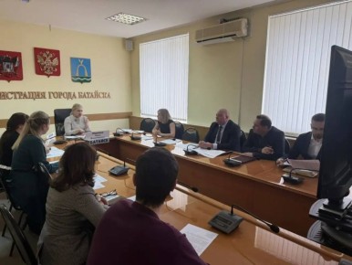 В Батайске обсудили работу по адаптации иностранных граждан