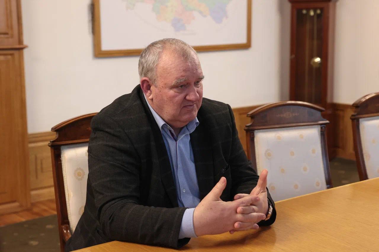 Юрий Слюсарь: Обсудили вопросы донских аграриев с Александром Евгеньевичем Гончаровым — главой ГК «Светлый» Юрий Слюсарь: Обсудили вопросы донских аграриев с Александром Евгеньевичем Гончаровым — главой ГК «Светлый»