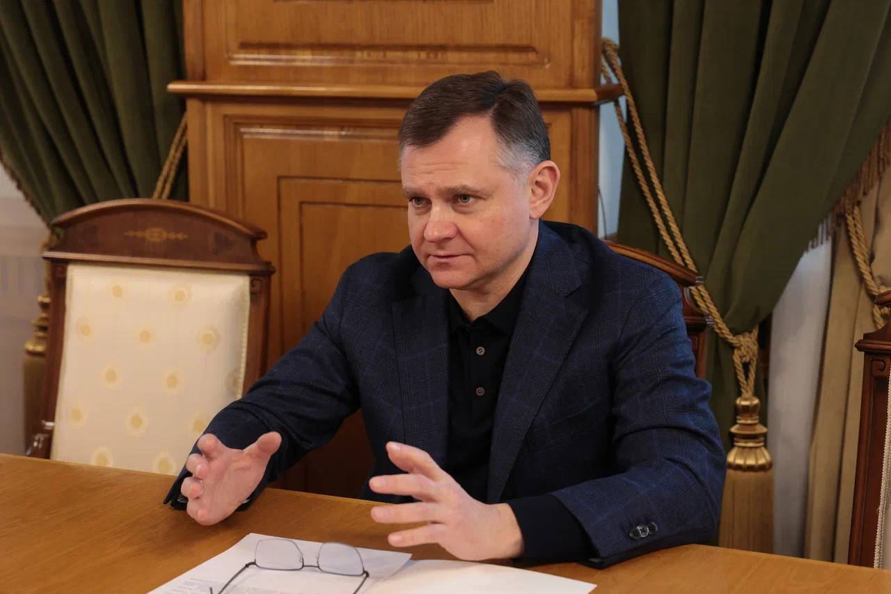 Юрий Слюсарь: Обсудили вопросы донских аграриев с Александром Евгеньевичем Гончаровым — главой ГК «Светлый» Юрий Слюсарь: Обсудили вопросы донских аграриев с Александром Евгеньевичем Гончаровым — главой ГК «Светлый»