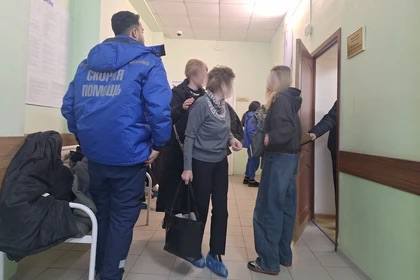 Корреспондент «КП — Ростов-на-Дону» зашел в травмпункт ЦГБ, который сегодня превратился в место встречи старых знакомых