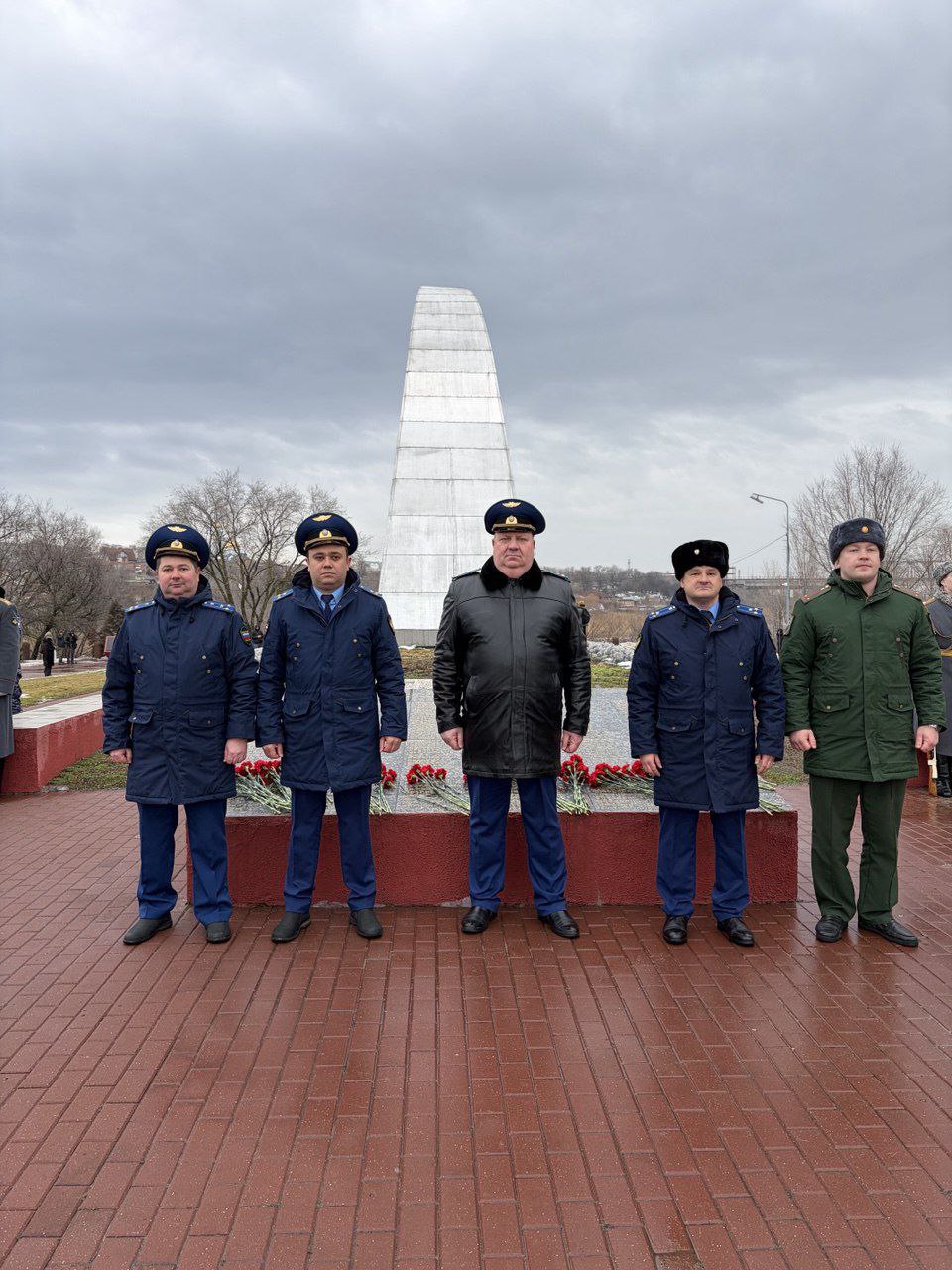 Транспортные прокуроры приняли участие в патриотических мероприятиях, посвященных освобождению Ростова-на-Дону Транспортные прокуроры приняли участие в патриотических мероприятиях, посвященных освобождению Ростова-на-Дону