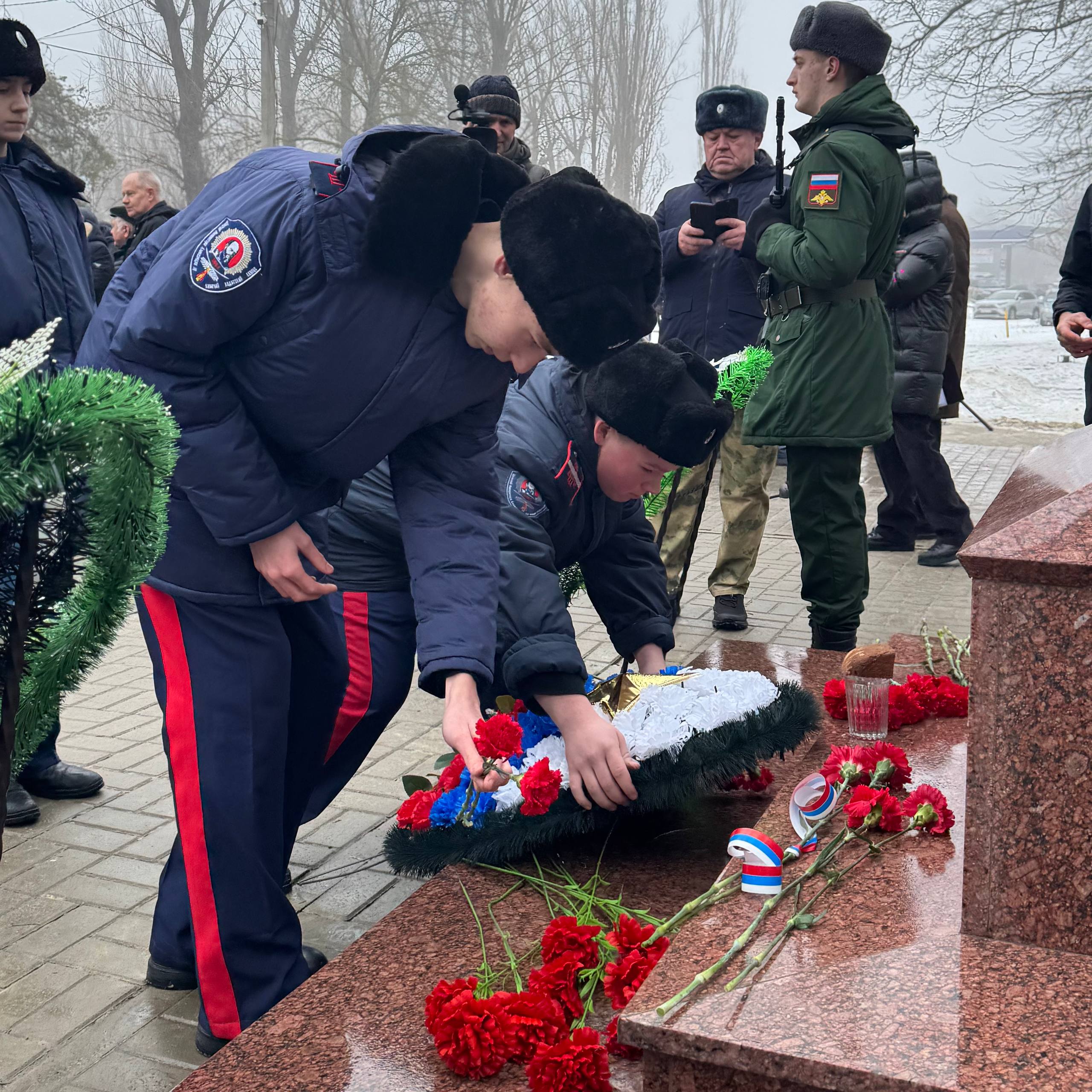 Сегодня в нашей стране отмечается День памяти воинов-интернационалистов Сегодня в нашей стране отмечается День памяти воинов-интернационалистов