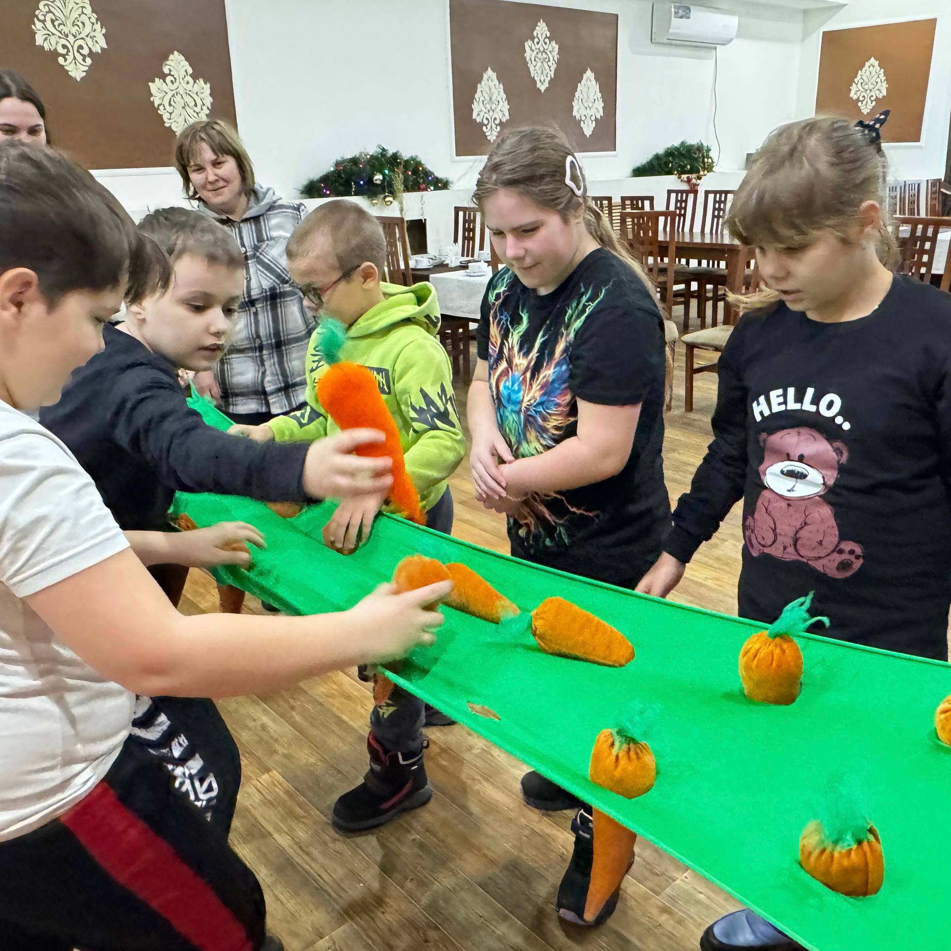 14 февраля в Новочеркасске Городской Дом Культуры и Первичная профсоюзная организация студентов и аспирантов Донского ГАУ провели мероприятие «Семья под крылом» 14 февраля в Новочеркасске Городской Дом Культуры и Первичная профсоюзная организация студентов и аспирантов Донского ГАУ провели мероприятие «Семья под крылом»