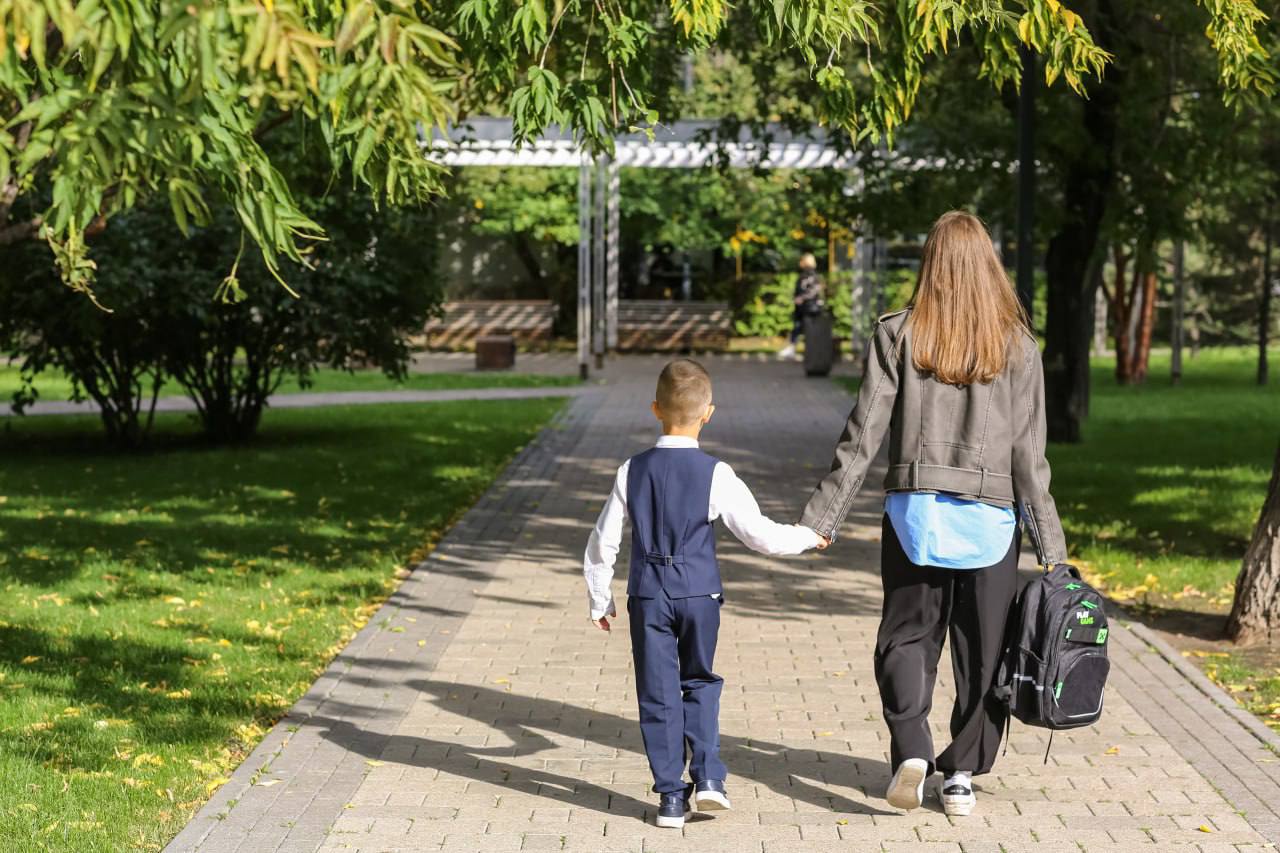 В школах появится новая программа "Служение"