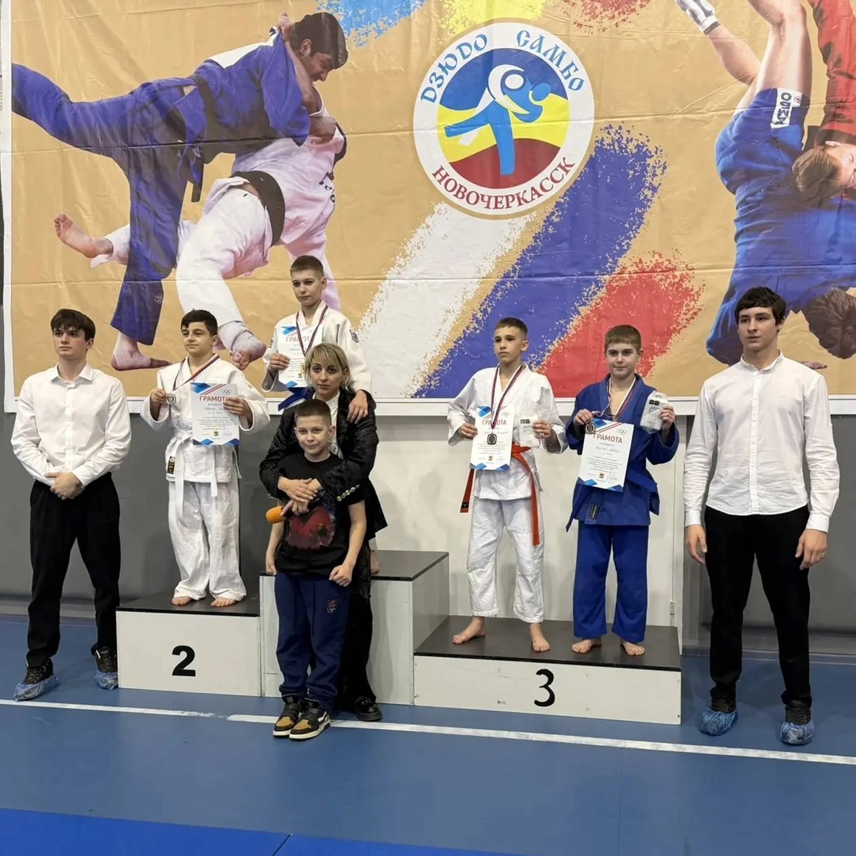14 февраля в Новочеркасске состоялся открытый областной турнир по дзюдо среди юношей и девушек до 15 лет 14 февраля в Новочеркасске состоялся открытый областной турнир по дзюдо среди юношей и девушек до 15 лет