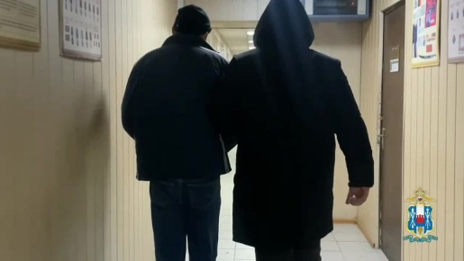 В Ростове-на-Дону задержан один из предполагаемых участников притона, полиция продолжает установление остальных лиц